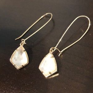 Kendra Scott dangle earrings